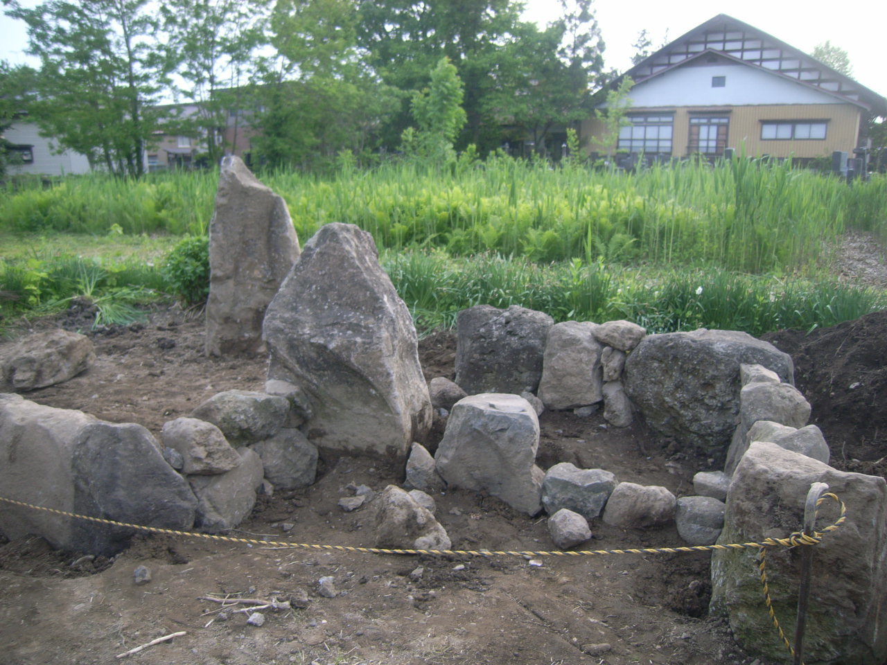庭新設工事　石積み作業完了　拡大できます